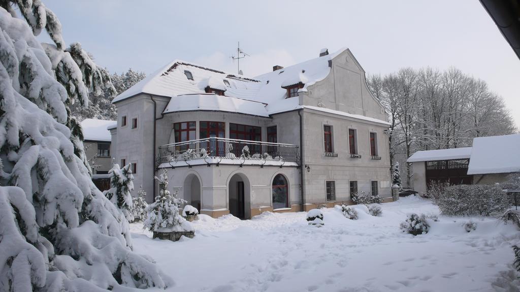 Penzion Padrtuv Mlyn Hotel Trebic Exterior photo